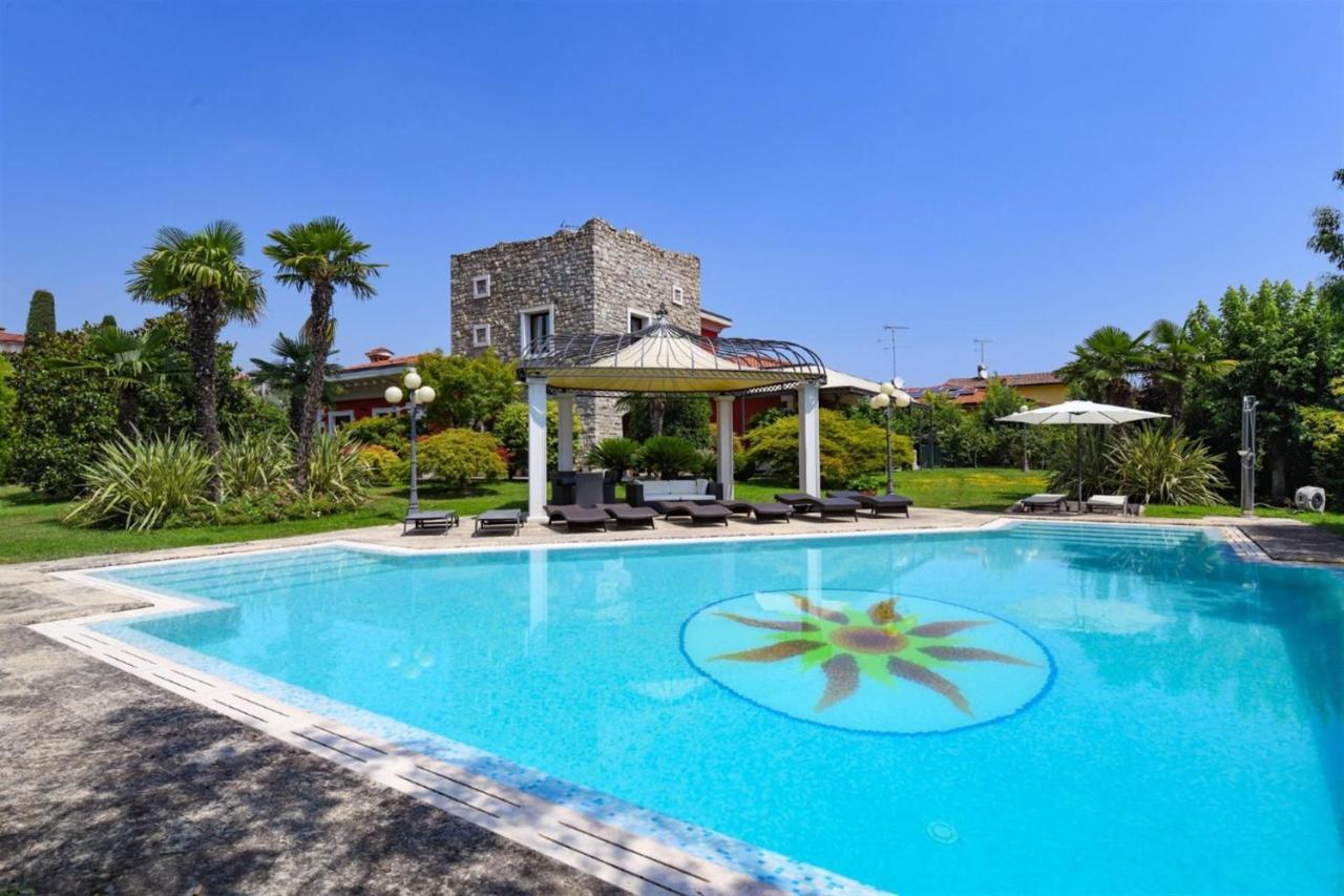 Private Luxury Villa With Pool Moniga del Garda Екстер'єр фото
