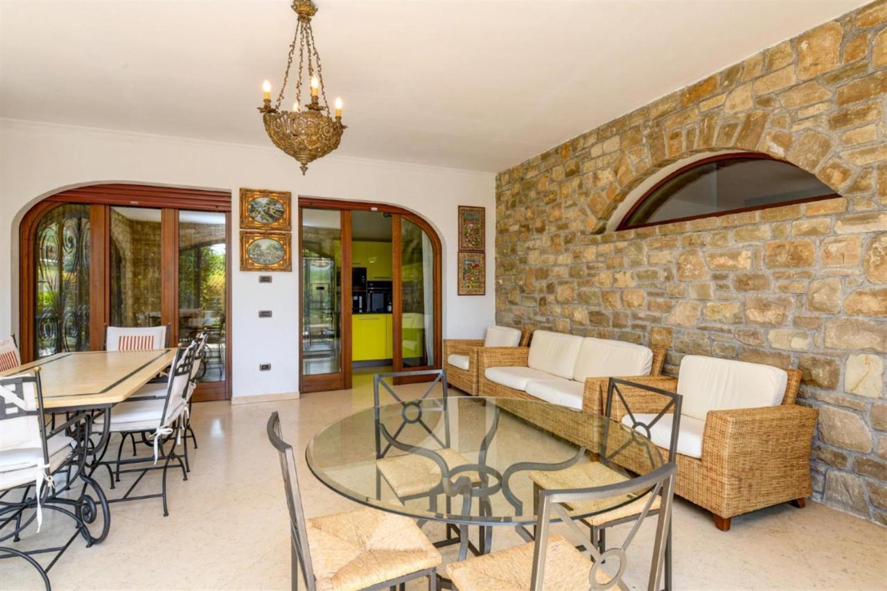 Private Luxury Villa With Pool Moniga del Garda Екстер'єр фото