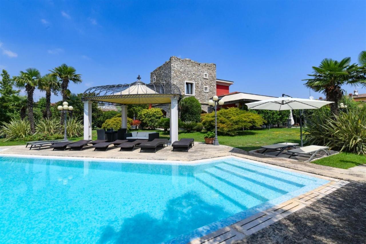Private Luxury Villa With Pool Moniga del Garda Екстер'єр фото