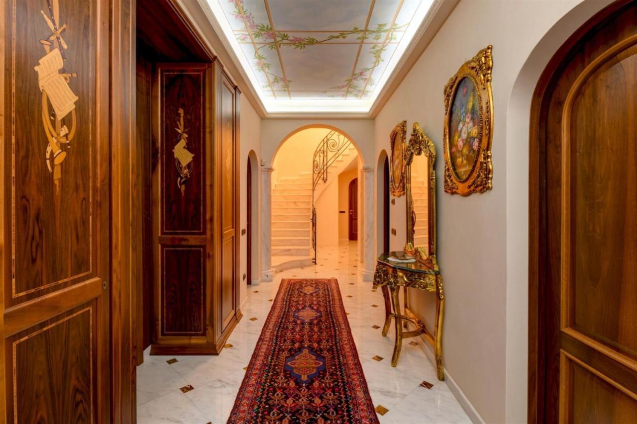 Private Luxury Villa With Pool Moniga del Garda Екстер'єр фото