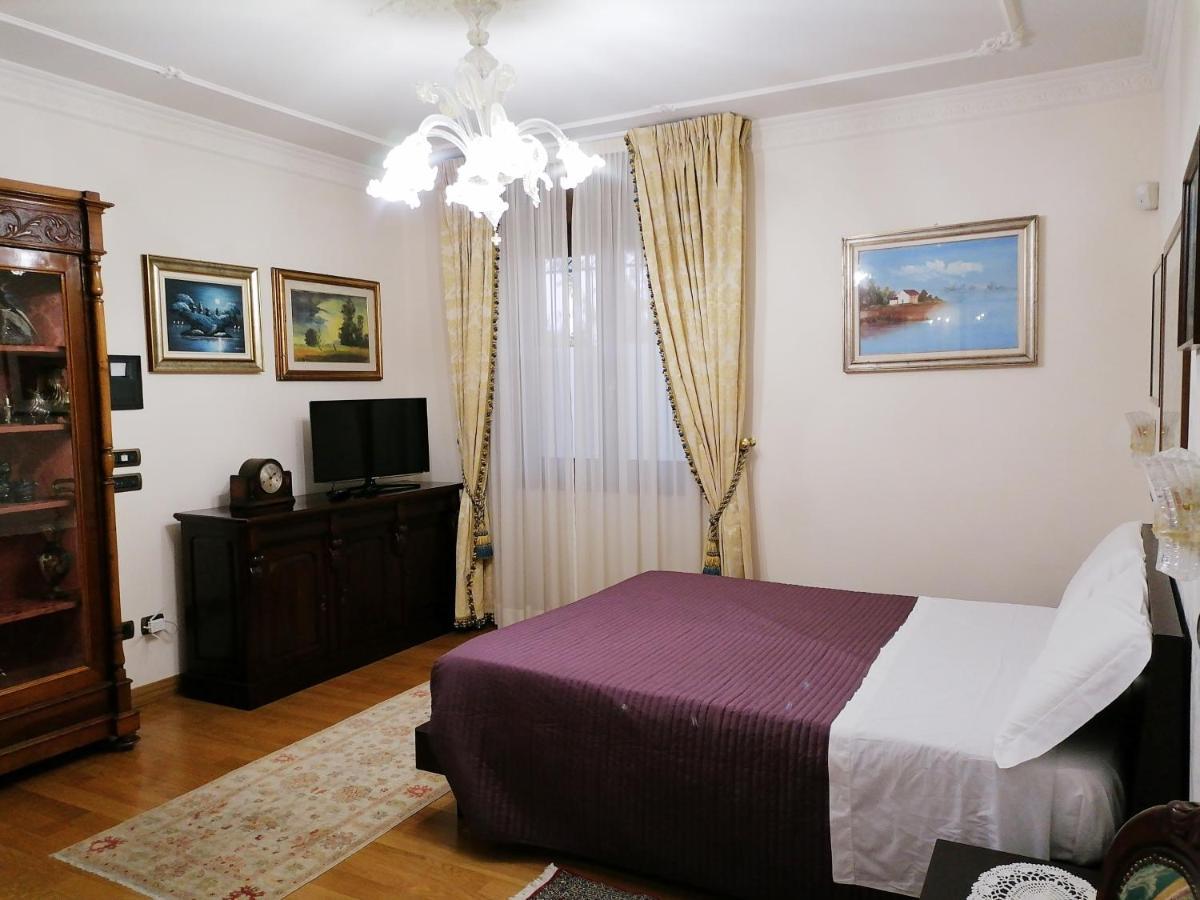 Private Luxury Villa With Pool Moniga del Garda Екстер'єр фото